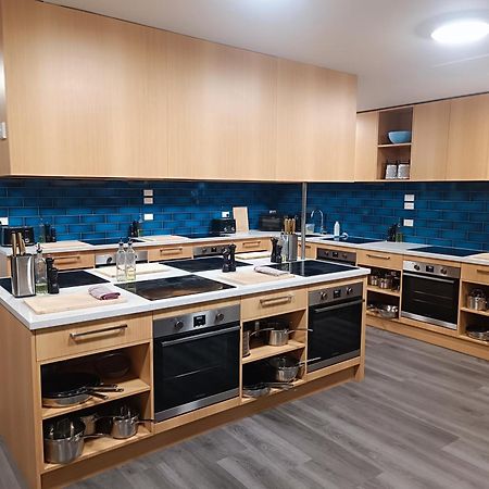 Urbanz Christchurch Exterior foto The kitchen at the University of New South Wales