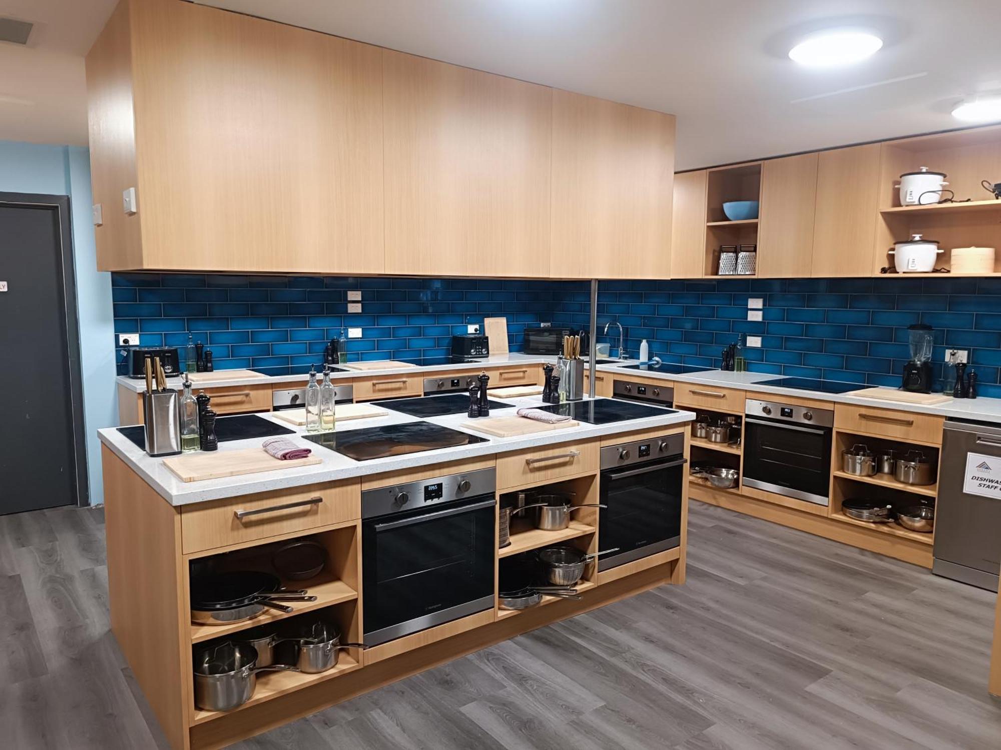 Urbanz Christchurch Exterior foto The kitchen at the University of New South Wales