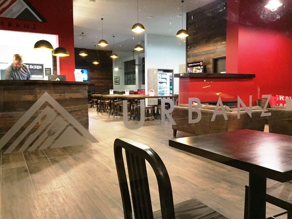 Urbanz Christchurch Exterior foto Interior of a Ter Dániel restaurant