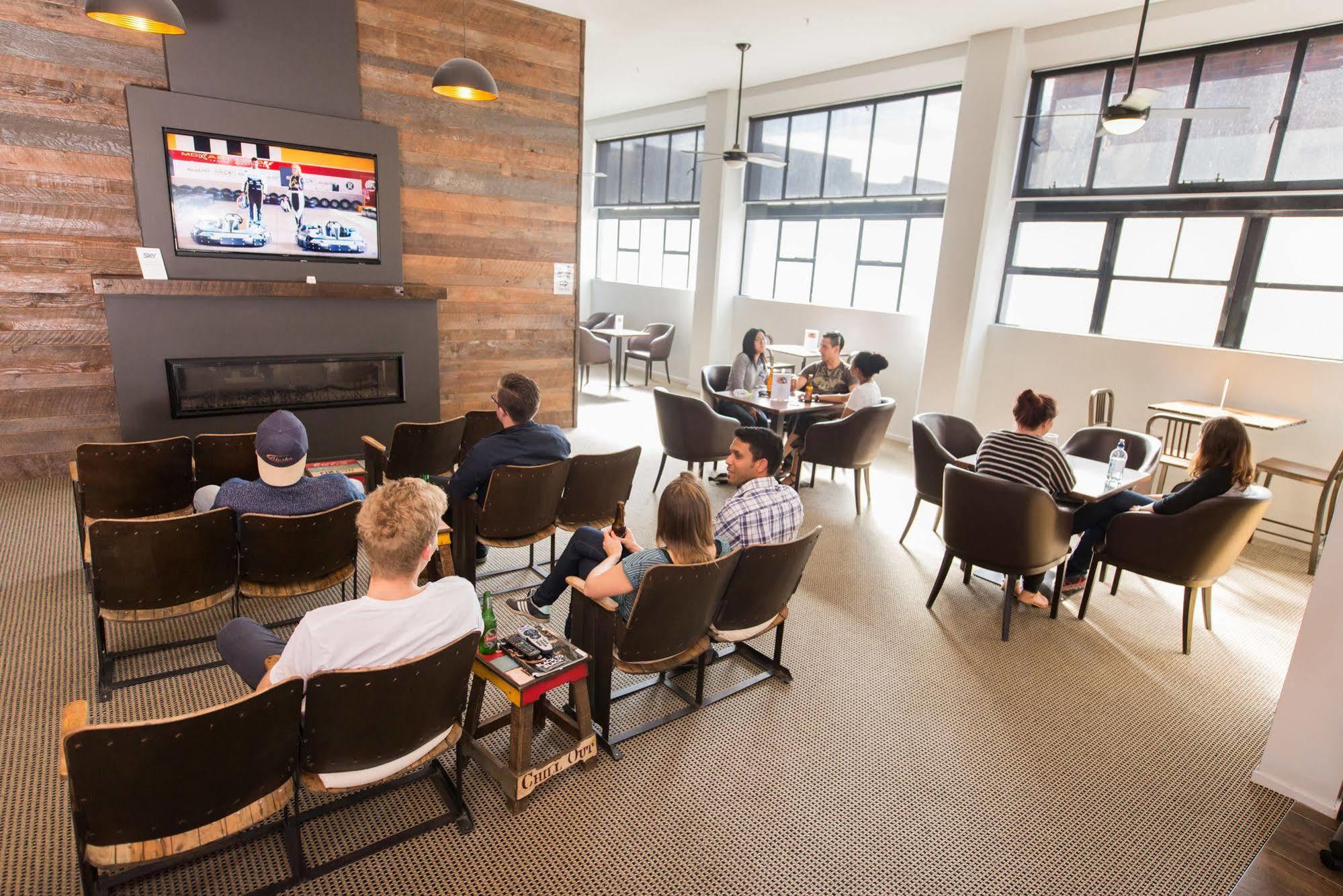 Urbanz Christchurch Exterior foto The lounge at the 2016 NHL All-Star Classic